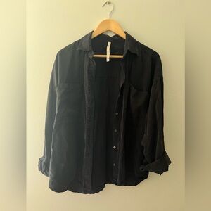 Aritzia Babaton Black Lyocell Button Down